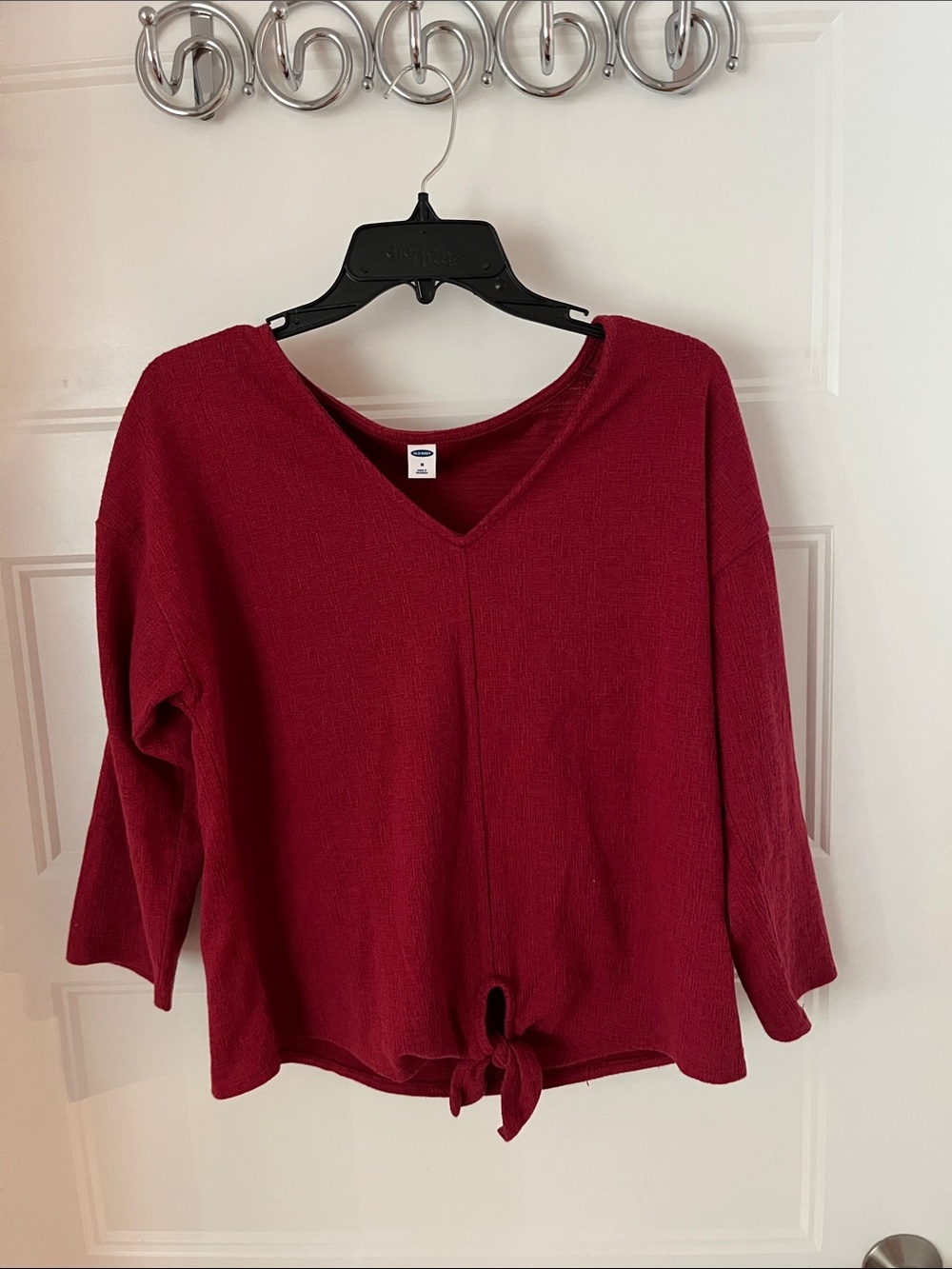 Old Navy V-Neck Knit Top in Berry Red